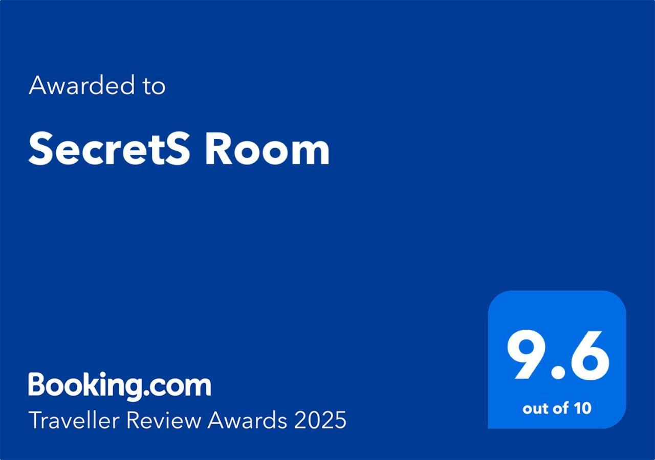 Secrets *